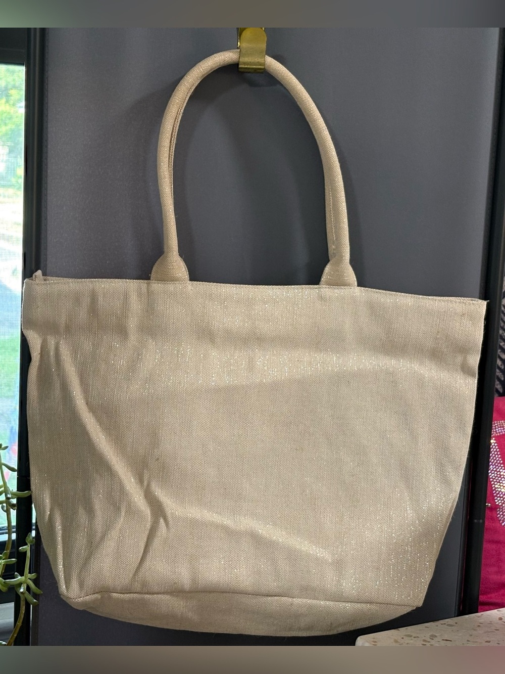 Bath & Body Works Ecru Canvas
Tote Bag with Gold Glitter Palm
Tree 🌴, Large - Picture 5 of 17